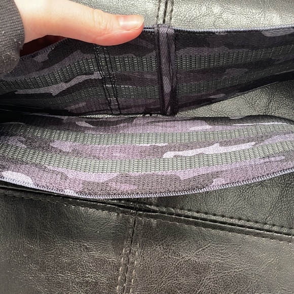 Alphalete resistance band - Picture 2 of 2